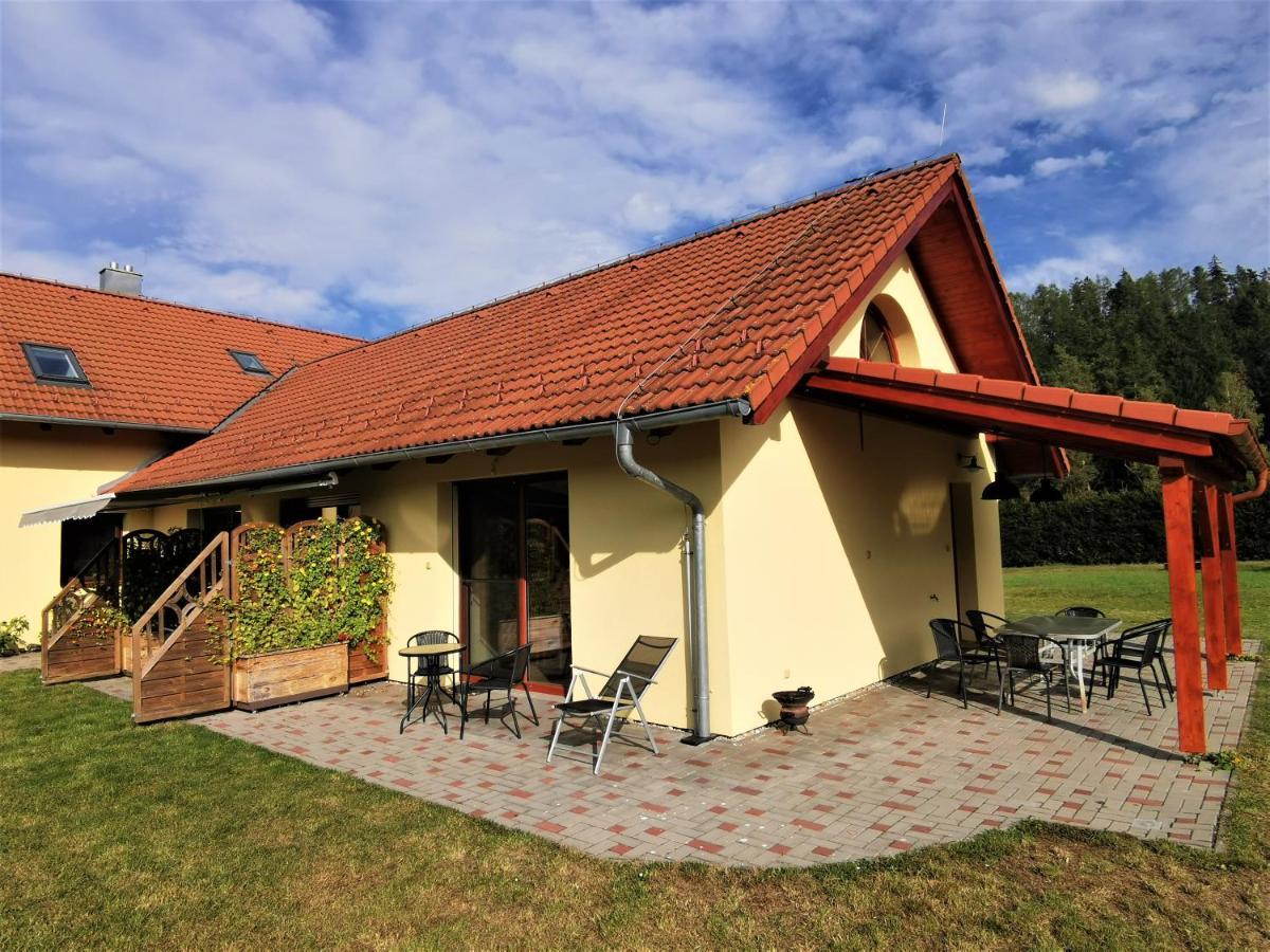 Penzion Hastrman Doudleby Exterior foto